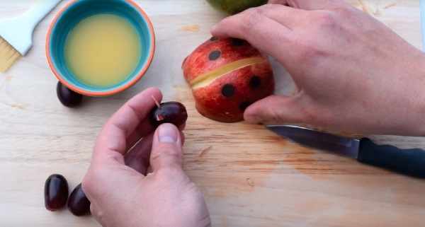 Поделка из яблок «гусеница». Как сделать своими руками, фото