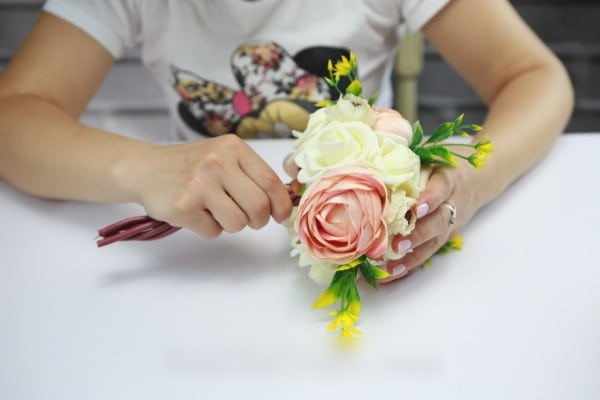 Поделки из искусственных цветов своими руками. Фото