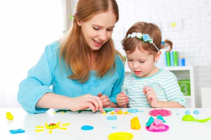 Поделки из пластилина для детей 2-3-4-5-6 лет своими руками пошагово фото-картинки