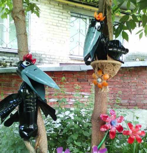 Поделки из пластмассовых бутылок для дачи, сада, огорода, детского сада, школы своими руками. Фото