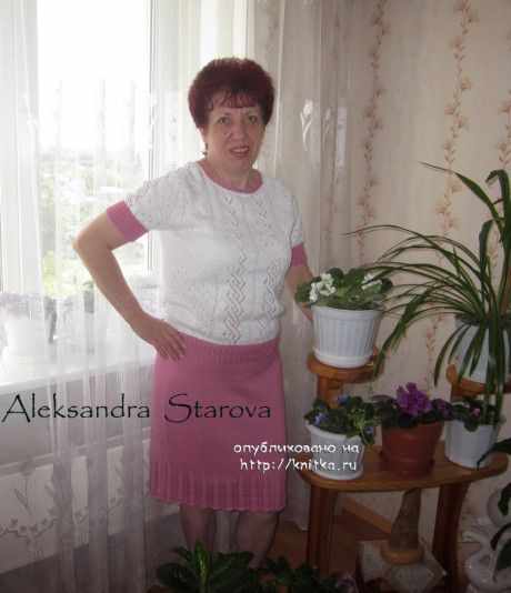 Вязаная кофточка