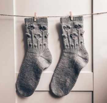 Носки спицами Flower socks с пяткой бумеранг Носки спицами Flower socks с пяткой бумеранг