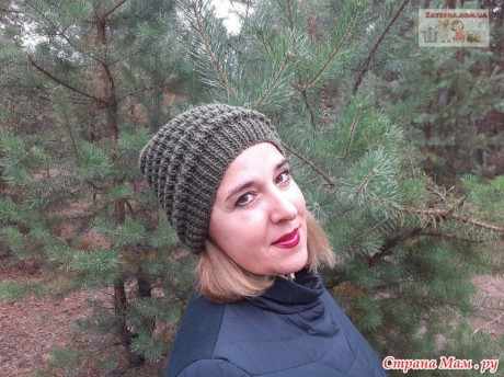 Женская шапка спицами с узором Волна Женская шапка спицами с узором Волна