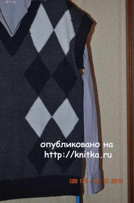 Мужской жилет. Работа Анастасии Поповой вязание и схемы вязания