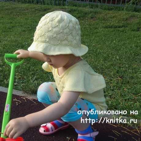 Панамка Бабочки с бусинами спицами. Работа Александры Карвелис вязание и схемы вязания