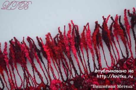 Пончо спицами Вишнёвая Метель. Работа Tatyana Litsova вязание и схемы вязания