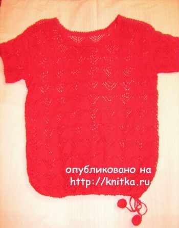 вязаная спицами кофточка