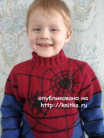 Свитер с пауком для мальчика